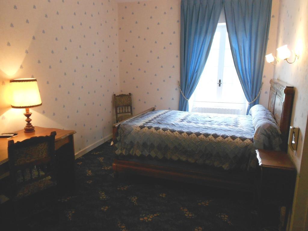 Hotel Restaurant Du Moulin De Barette Blavozy Kamer foto