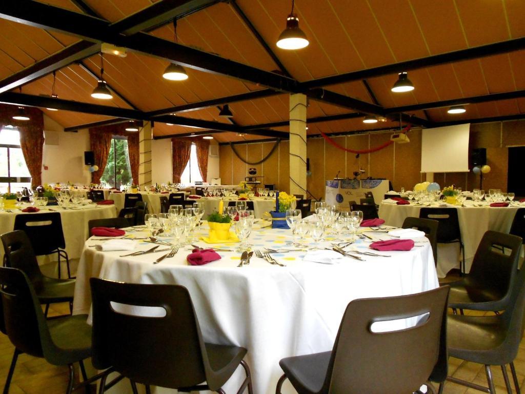 Hotel Restaurant Du Moulin De Barette Blavozy Buitenkant foto