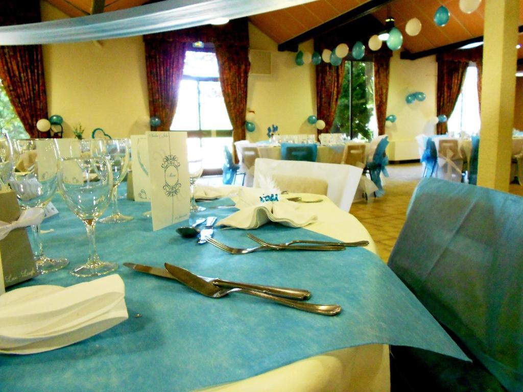 Hotel Restaurant Du Moulin De Barette Blavozy Buitenkant foto