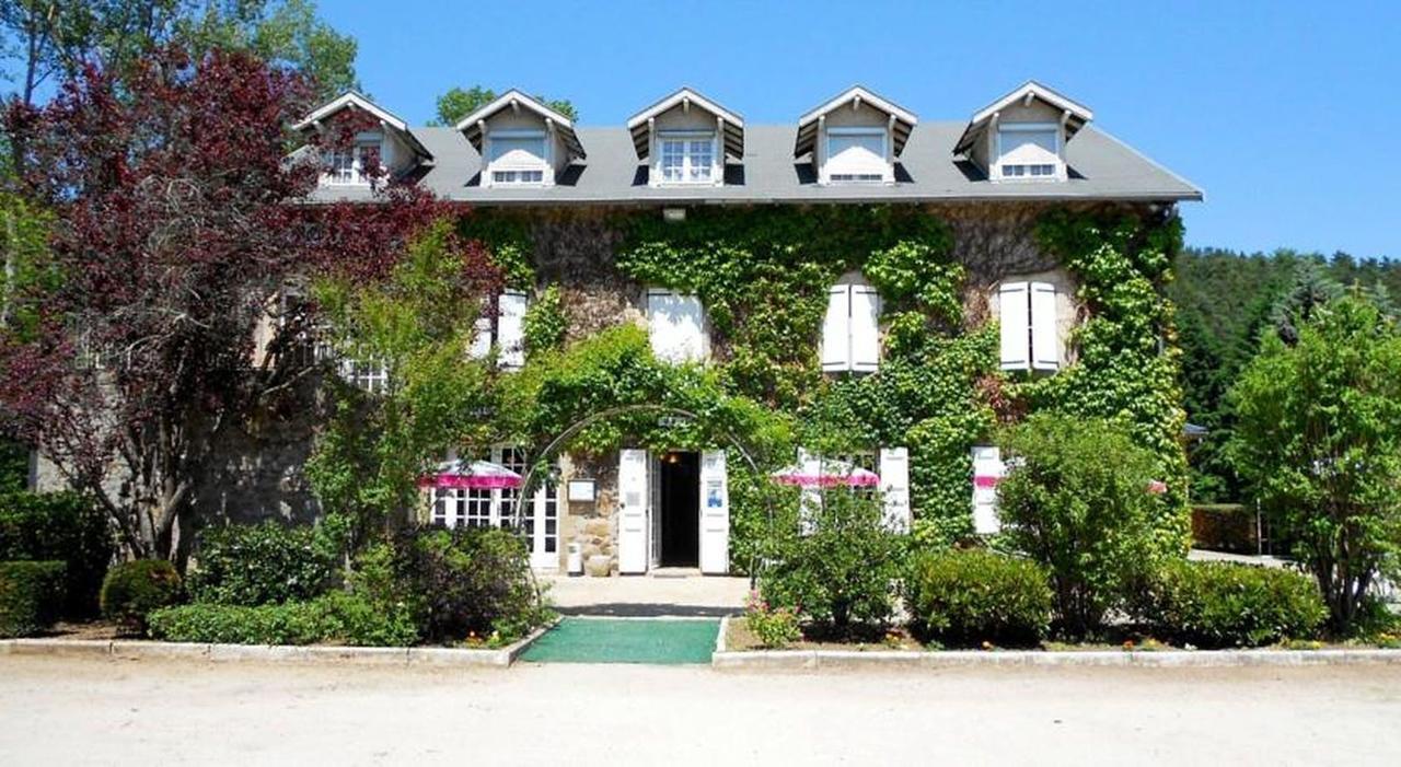 Hotel Restaurant Du Moulin De Barette Blavozy Buitenkant foto